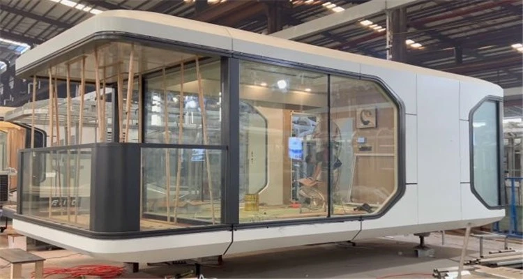prefabricated outdoor space mobile capsule houses 6